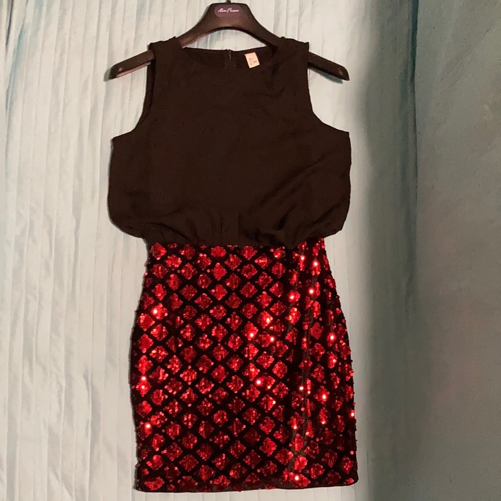 Women’s Sequined Dress